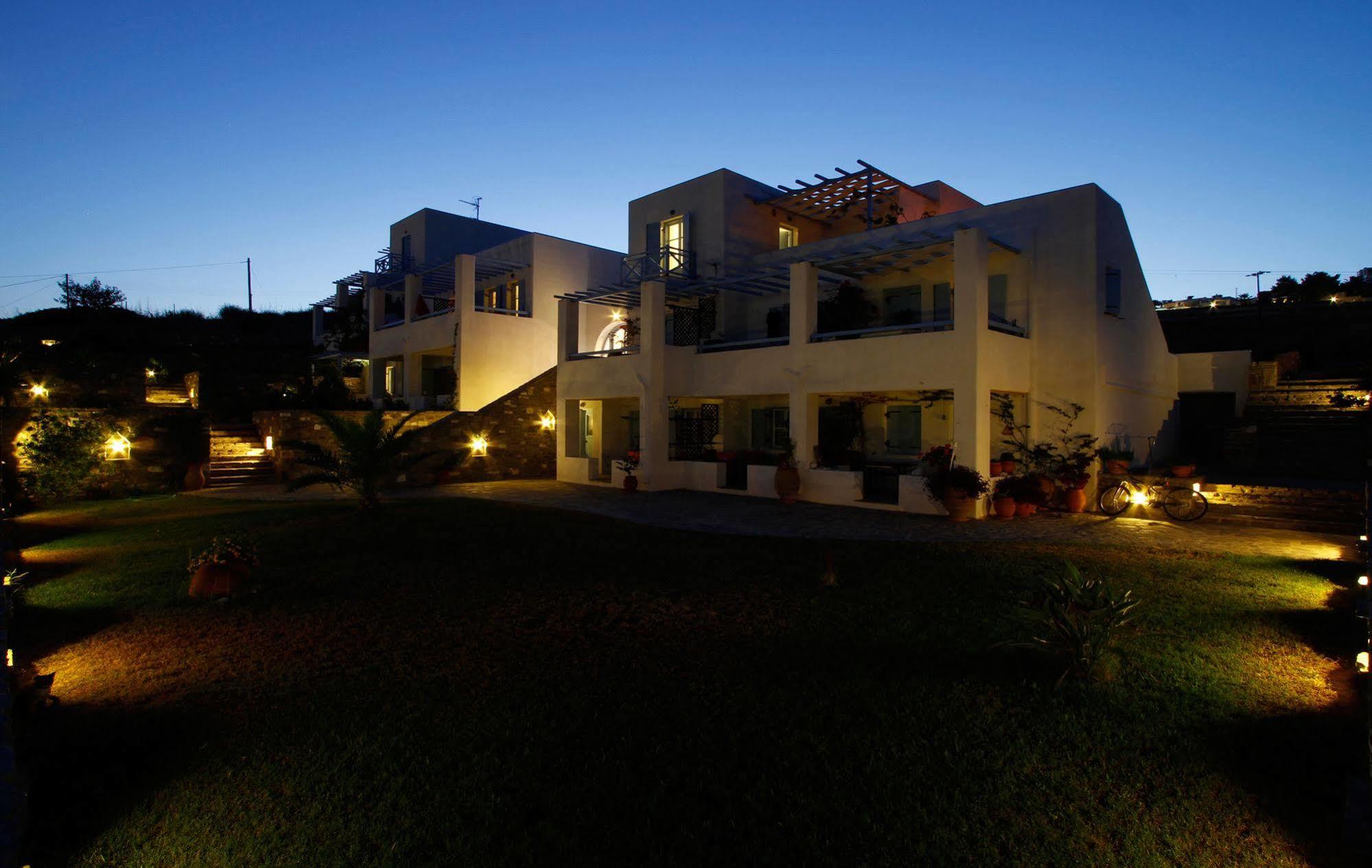 Paros Paradise Apartments Ngoại thất bức ảnh
